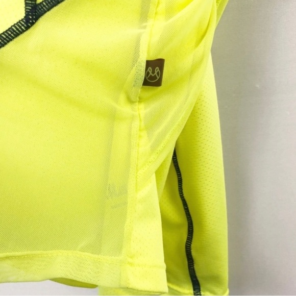 Maaji Kuhumba Peak Criss Cross Back Tank Top - Picture 6 of 6